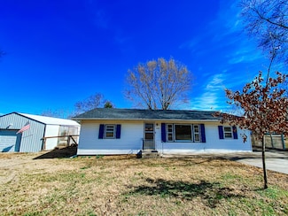 106 N Missouri St, Marionville, MO 65705