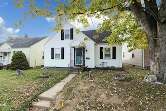 2225 W 8th St, Muncie, IN 47302