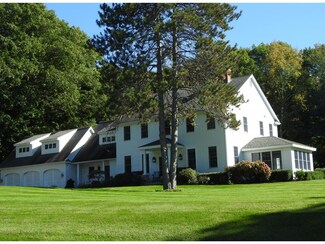 30 Elizabeth Ln, Contoocook, NH 03229