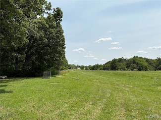 549 Birkhead Rd, Winfield, MO 63389