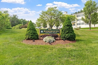 1818 Main St Unit 307, Jefferson, MA 01522