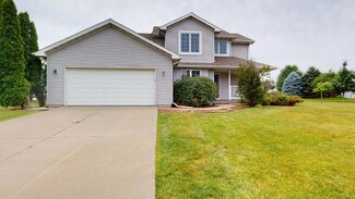 5218 Cervantes Dr, Ames, IA 50014