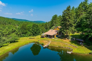 830 Old Schoolhouse Rd, Newbury, VT 05051