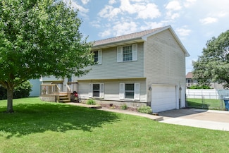 1409 N Nixon Dr, Pontiac, IL 61764