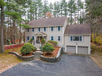 17 Foley Dr, North Reading, MA 01864