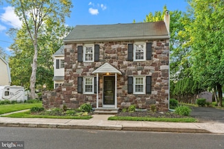 225 Flowers Ave, Langhorne, PA 19047