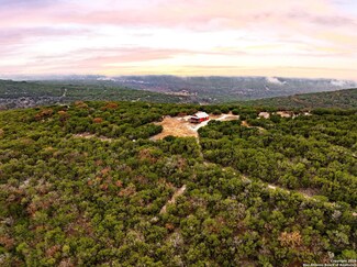 341 Chaparral Dr, Leakey, TX 78873