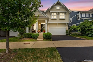 2062 Fountain Park, Keego Harbor, MI 48320