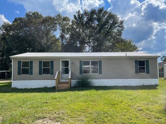 205 W Register Ave, Geneva, AL 36340