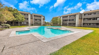 3035 Walnut Bend Ln Unit 35, Houston, TX 77042