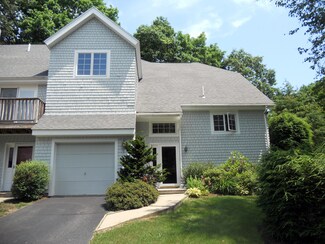4 W Harbor Pond Rd Unit 4, Boothbay Harbor, ME 04538