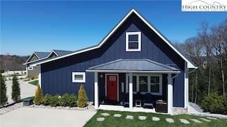 54 Paynes Ct, Roaring Gap, NC 28668