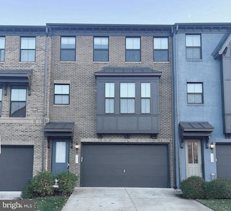 2535 James David Way, Alexandria, VA 22306