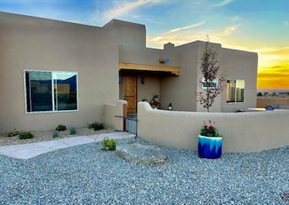 9 Taos Vista Dr, Ranchos de Taos, NM 87557