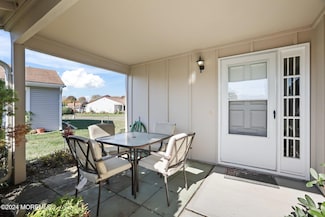 27 Larch Plaza Unit 27A, Monroe Township, NJ 08831
