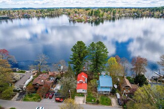 79 W Shore Rd, Windham, NH 03087