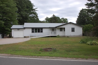 7 Hale Spring Rd, Plaistow, NH 03865