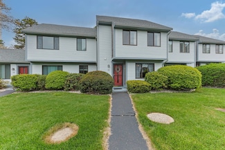 146 Crescent Ln, Brewster, MA 02631