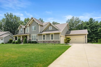 7226 Breton Woods Ct, Kalamazoo, MI 49009