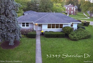 32349 Sheridan Dr, Beverly Hills, MI 48025