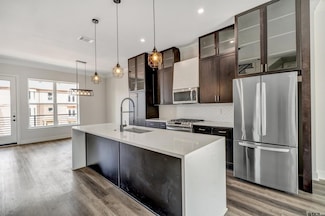 534 W Erwin St, Tyler, TX 75702