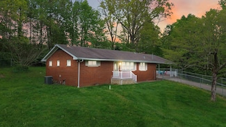 1554 Kentucky 2227, Somerset, KY 42503