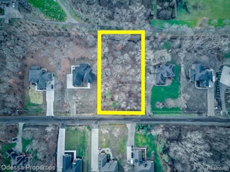 62747 Braun Dr, Washington, MI 48094