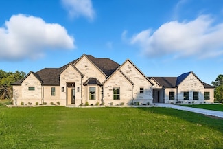 2061 Glenhollow Dr, Weatherford, TX 76088