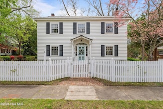 609 New St, New Bern, NC 28560