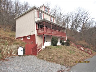 71 George Ave, Nanticoke, PA 18634