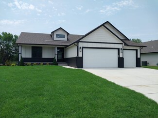 8769 E Bradford St, Wichita, KS 67210