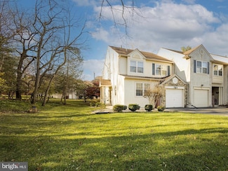 7 Plum Ct, Lafayette Hill, PA 19444