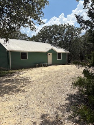 105 Sendero Blvd, Cedar Creek, TX 78612