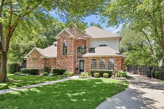 3112 River Bend Dr, Hurst, TX 76054