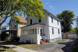 176 Middlesex Rd, Rochester, NY 14610