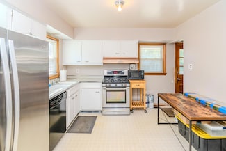 242 E Lowry Ln, Lexington, KY 40503