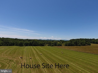 8101 Old Carters Mill Rd, Marshall, VA 20115