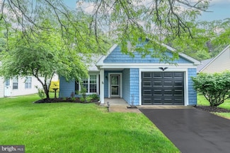 877 Westminster Dr N, Southampton, NJ 08088