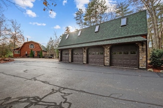 86 Smith Point Rd, Alton Bay, NH 03810