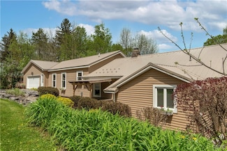 174 Camp Rd, Clayville, NY 13322