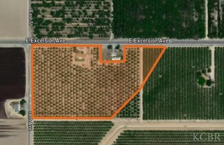17925 Excelsior Ave, Laton, CA 93242