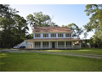 815 Kingswood Rd, Sulphur, LA 70665