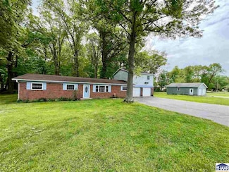 206 Windemere Rd, West Terre Haute, IN 47885