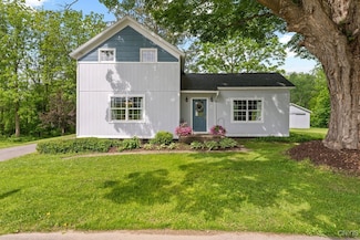 1 S Jefferson St, Pulaski, NY 13142