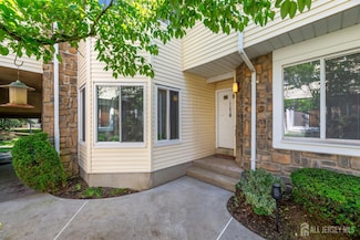 1103 Schmidt Ln, North Brunswick, NJ 08902