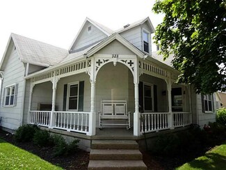 928 N Woodward St, Lapel, IN 46051