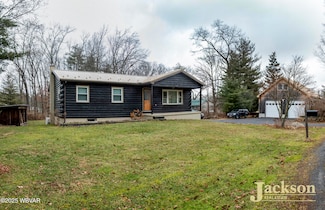 40 Long Rd, Jersey Shore, PA 17740
