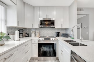 313 Saxony Ln Unit G, Delray Beach, FL 33446
