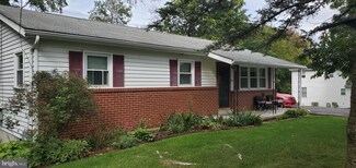 911 Mae St, Hummelstown, PA 17036