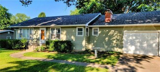 3024 Iowa St, Leavenworth, KS 66048